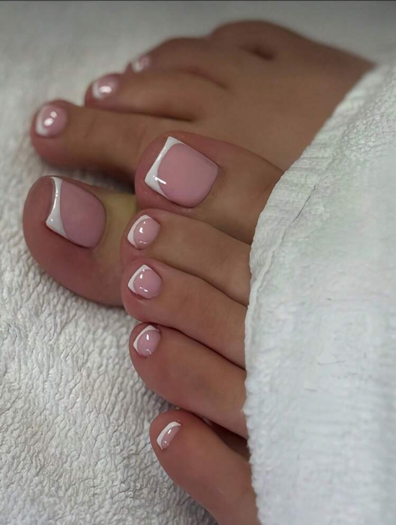 Ongles pied French