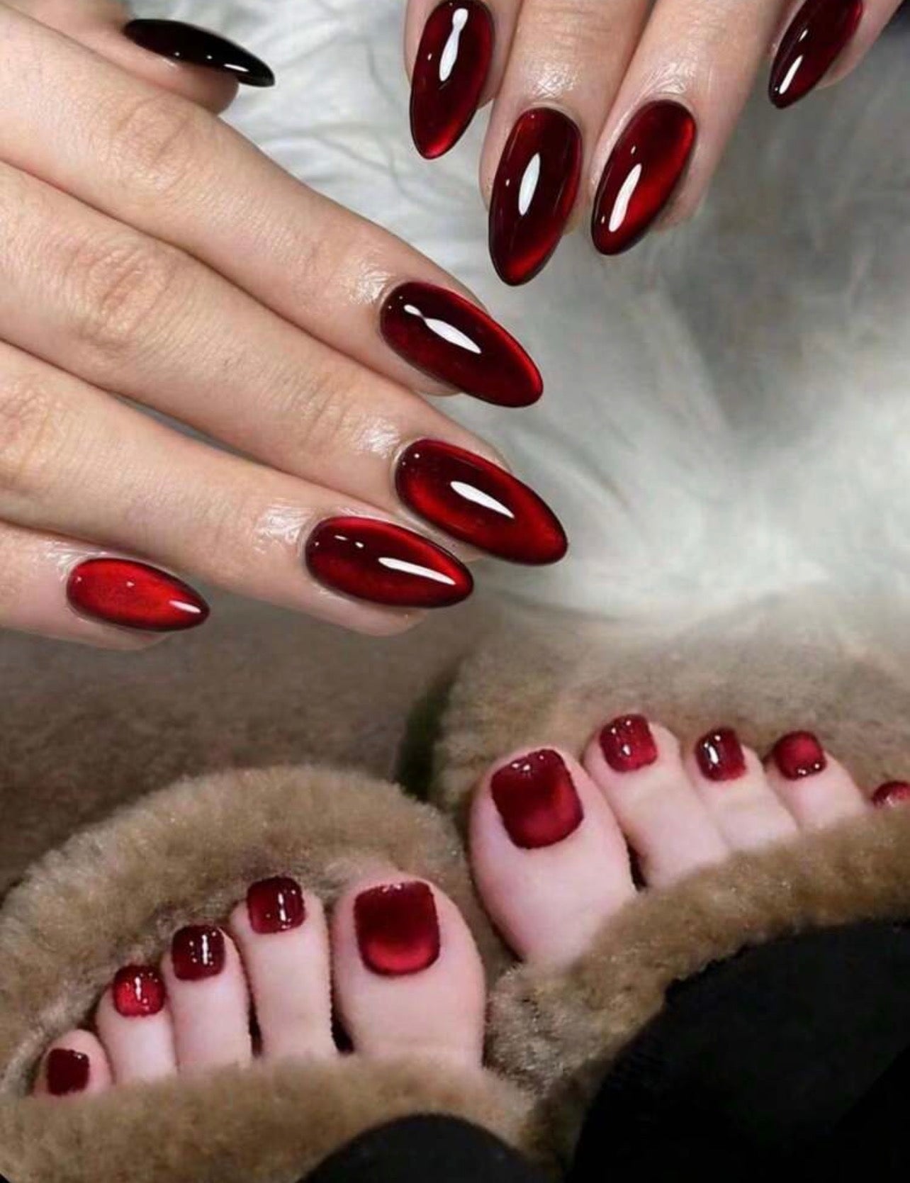 Red affair/ Mains&pieds