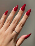 Bossy red